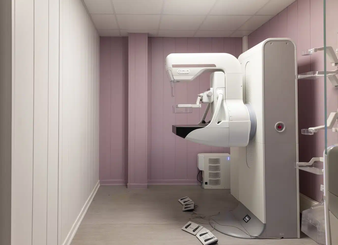 Salle de scanner du centre de radiologie Paris 19 l Ourcq | Groupe Revelis