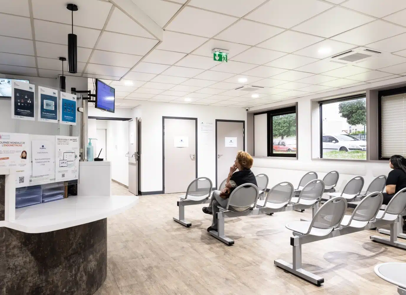 Salle d attente au Centre d imagerie medicale d epinay sur Seine | Groupe Revelis
