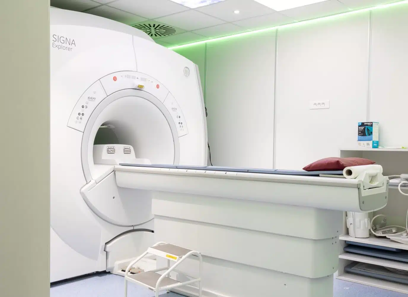 Salle d IRM et Scanner au Centre d imagerie medicale d epinay sur Seine | Groupe Revelis