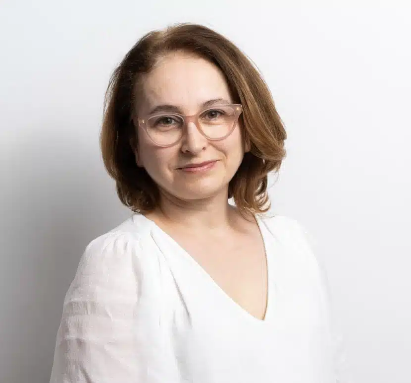 Naima Merouani medecin radiologue membre de l equipe Revelis | Groupe Revelis